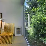 Mala Vila Krnica