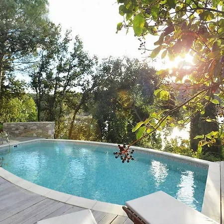 Villa Mala